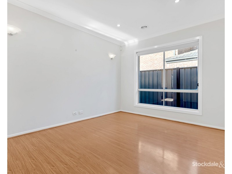 68 Huntington Drive, Craigieburn VIC 3064