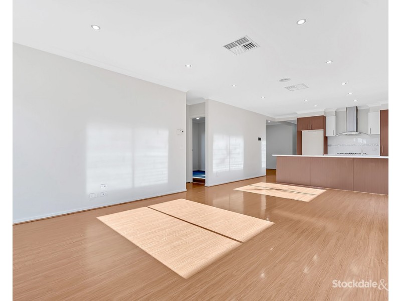 68 Huntington Drive, Craigieburn VIC 3064