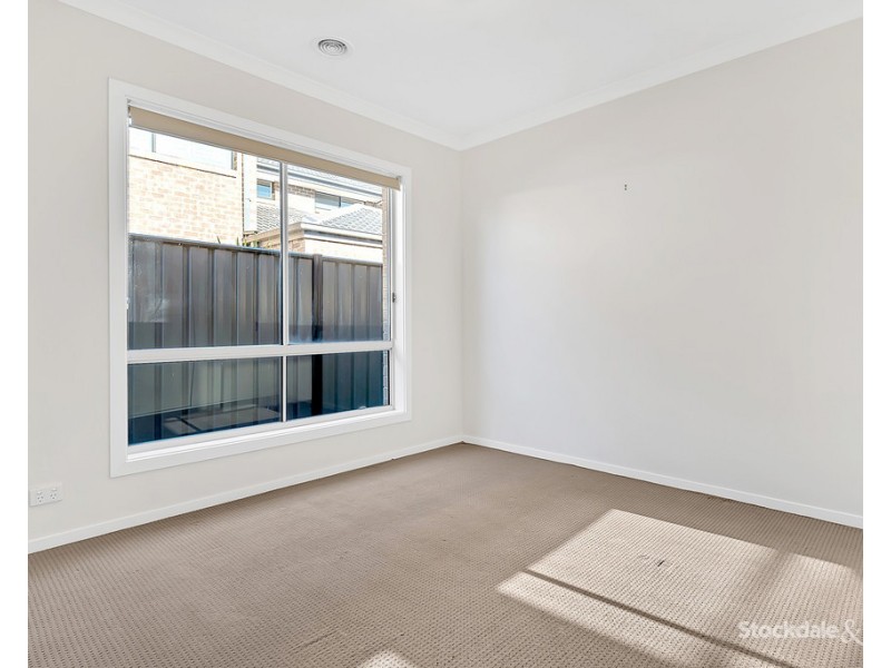 68 Huntington Drive, Craigieburn VIC 3064
