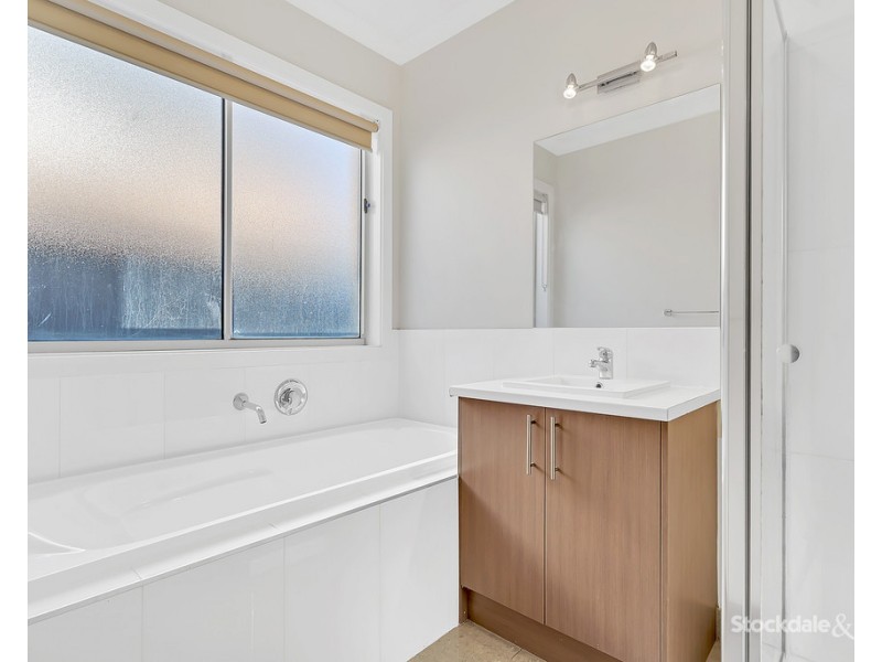 68 Huntington Drive, Craigieburn VIC 3064