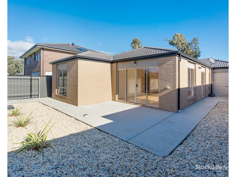 68 Huntington Drive, Craigieburn VIC 3064