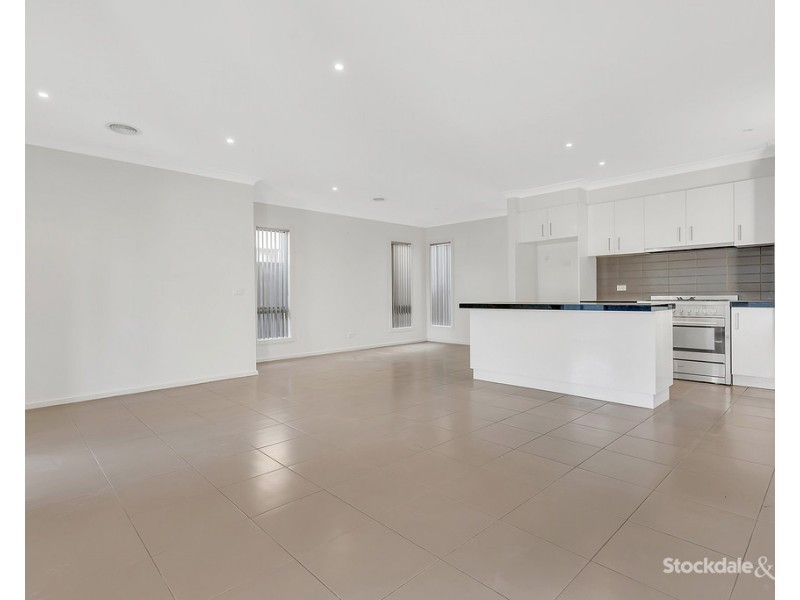46 Highbury Circuit, Craigieburn VIC 3064