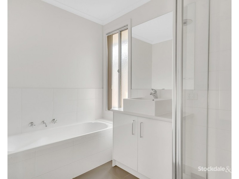 46 Highbury Circuit, Craigieburn VIC 3064