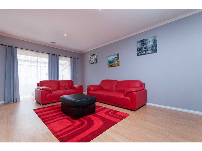 17 Princes Circuit, Craigieburn VIC 3064