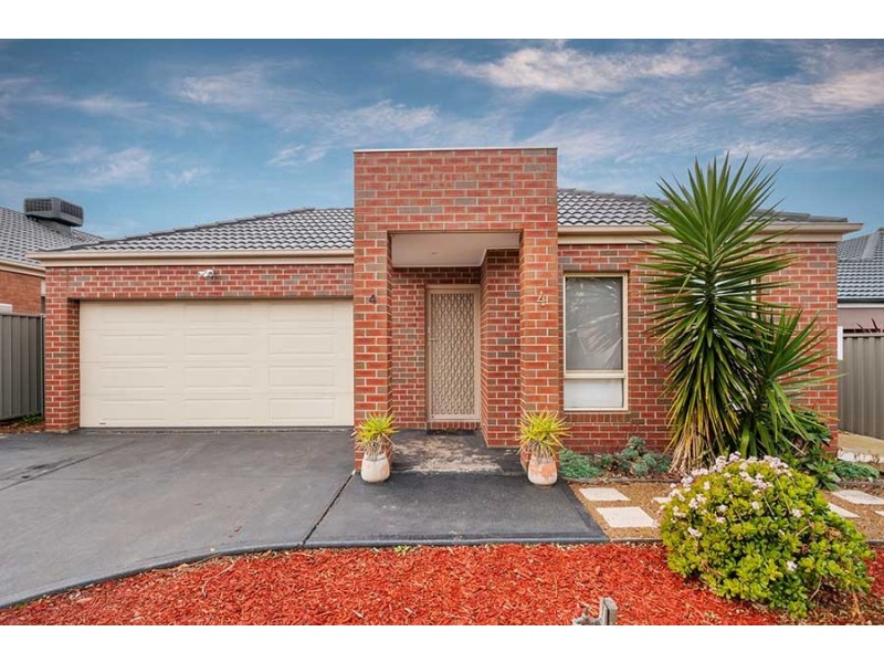 4 Princes Circuit, Craigieburn VIC 3064