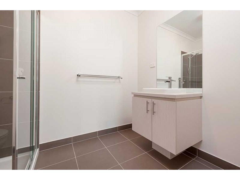 12 Violet Place, Craigieburn VIC 3064