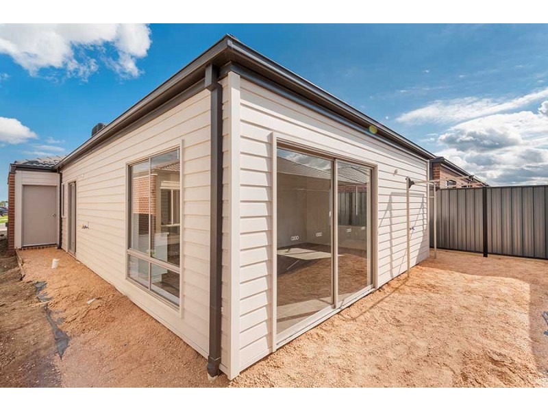 12 Violet Place, Craigieburn VIC 3064