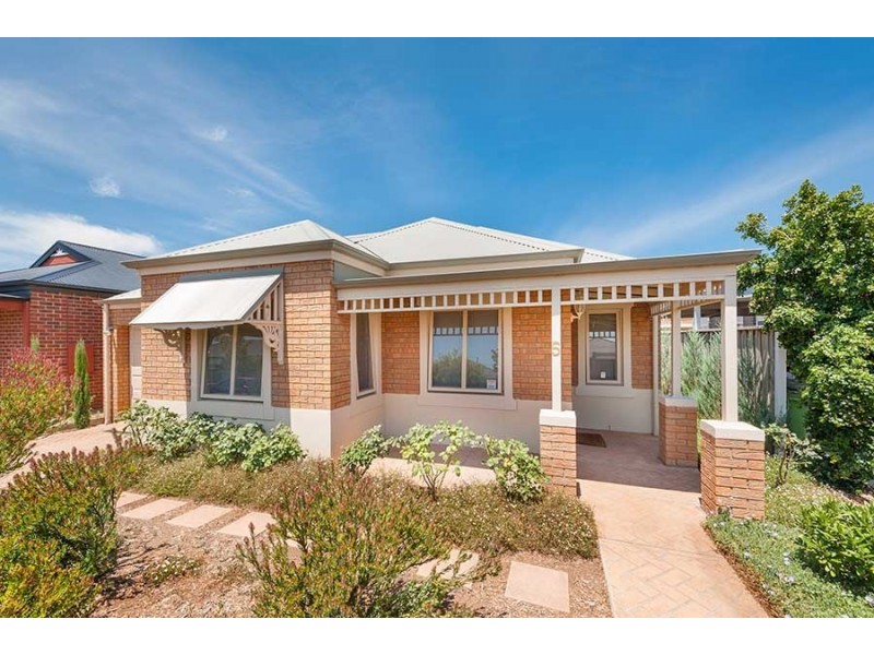 5 Kelso Street, Craigieburn VIC 3064