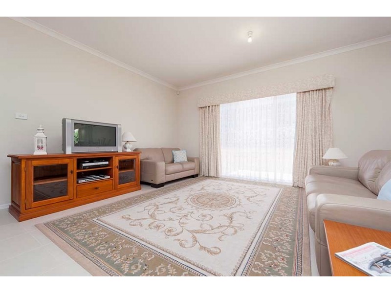 5 Kelso Street, Craigieburn VIC 3064