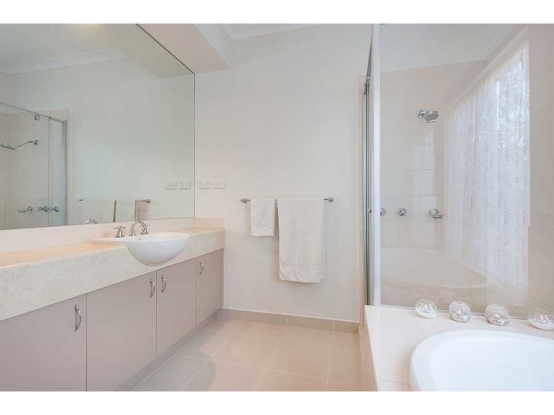 5 Kelso Street, Craigieburn VIC 3064