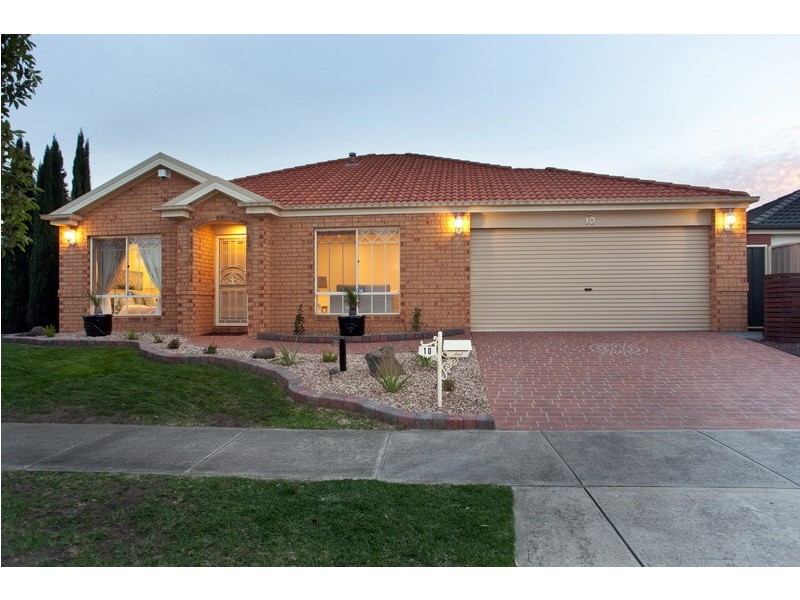 10 William Hovell Pass, Craigieburn VIC 3064