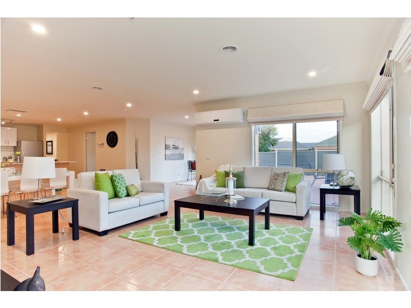 10 William Hovell Pass, Craigieburn VIC 3064