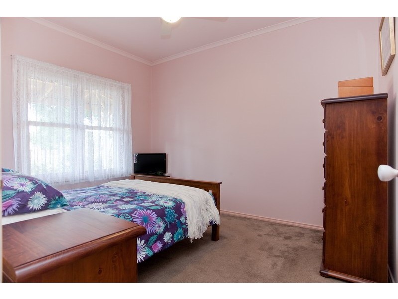 10 Castlebury Place, Craigieburn VIC 3064