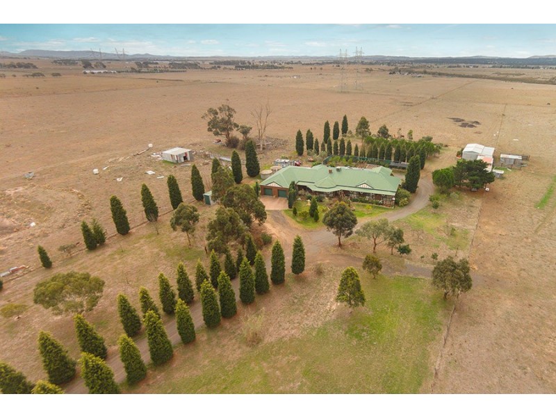 30 Kinloch Court, Craigieburn VIC 3064