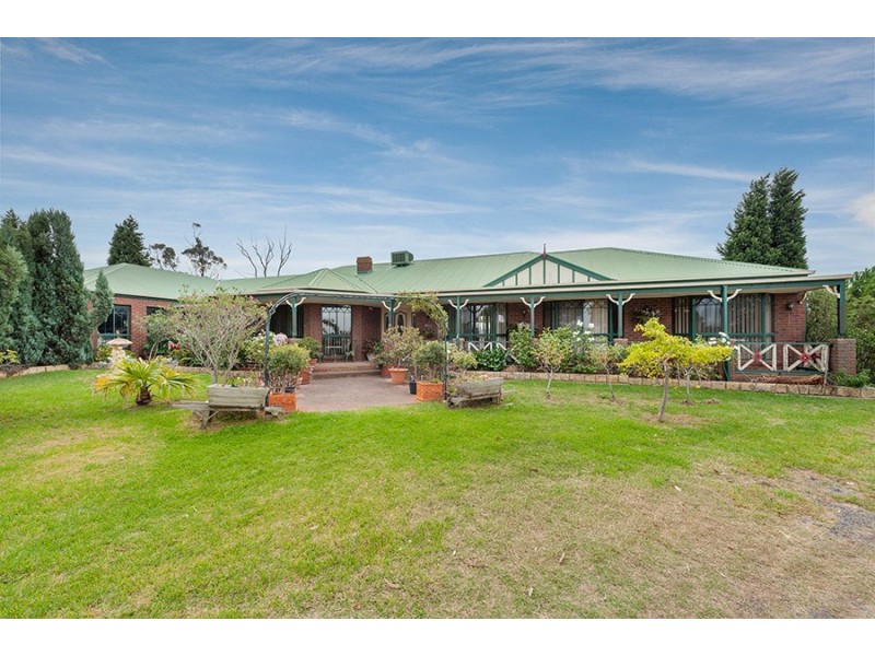 30 Kinloch Court, Craigieburn VIC 3064