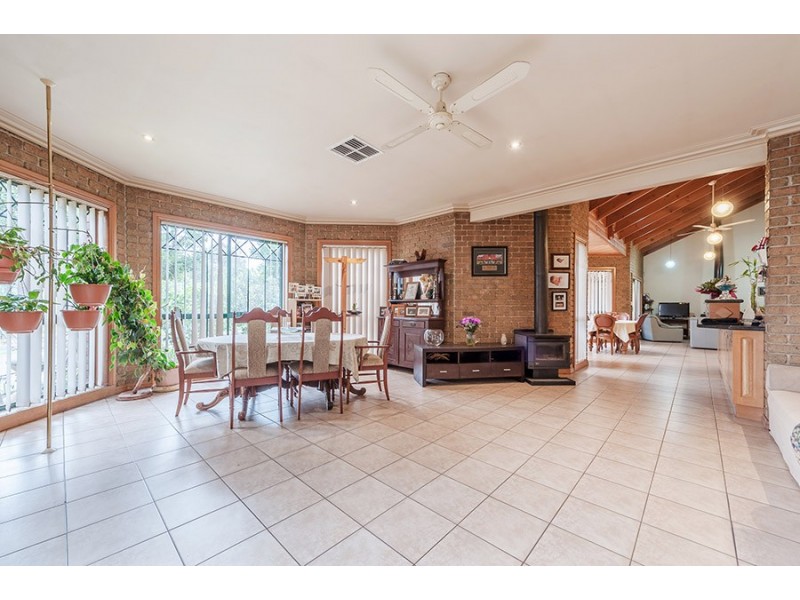 30 Kinloch Court, Craigieburn VIC 3064