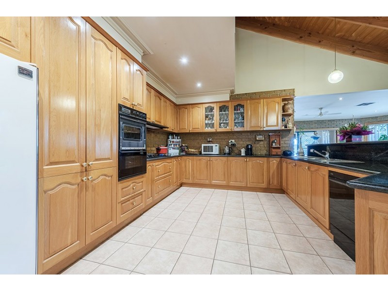 30 Kinloch Court, Craigieburn VIC 3064