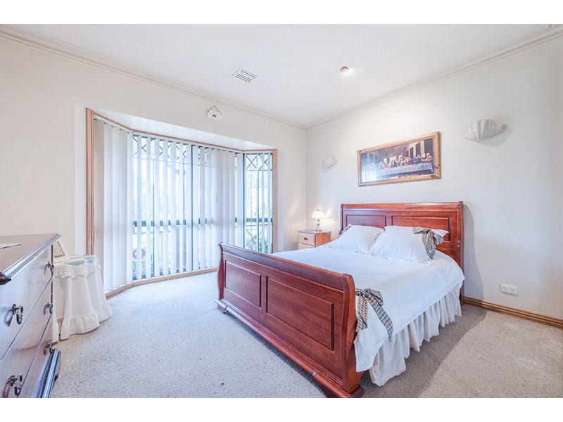 30 Kinloch Court, Craigieburn VIC 3064