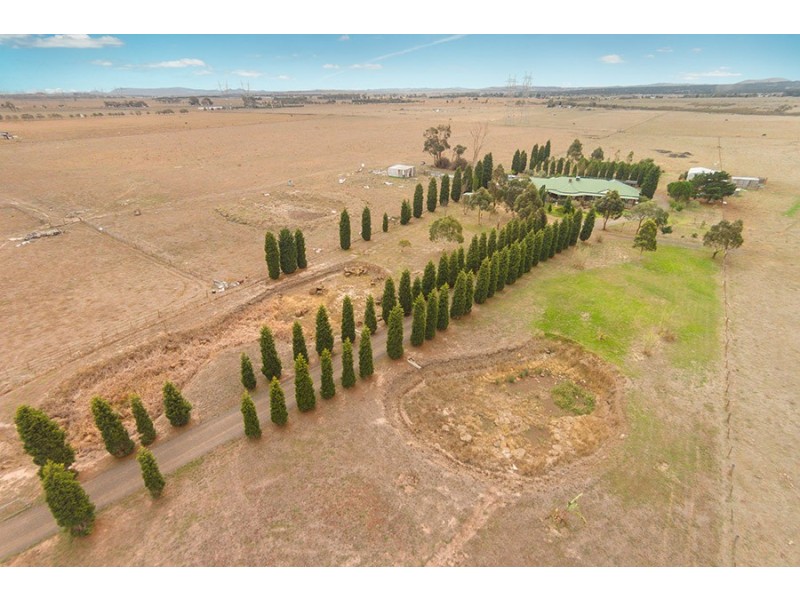 30 Kinloch Court, Craigieburn VIC 3064