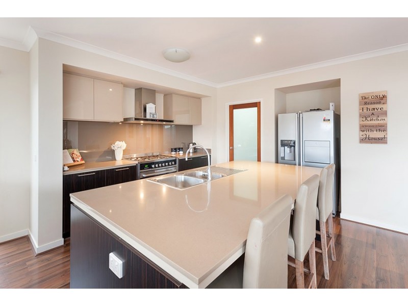 10 Penfold Street, Craigieburn VIC 3064