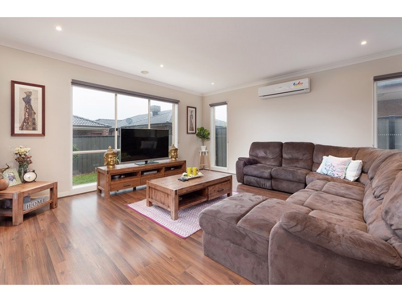 10 Penfold Street, Craigieburn VIC 3064