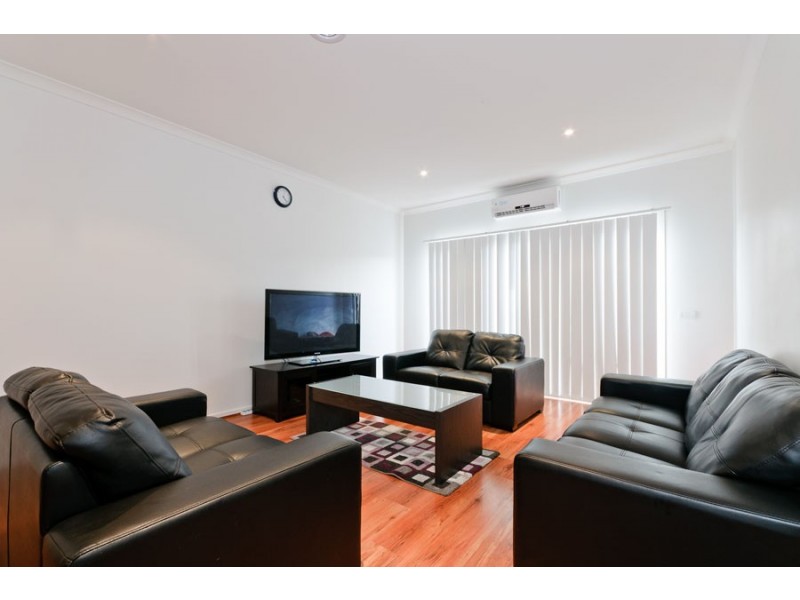 12 Andover Lane, Craigieburn VIC 3064