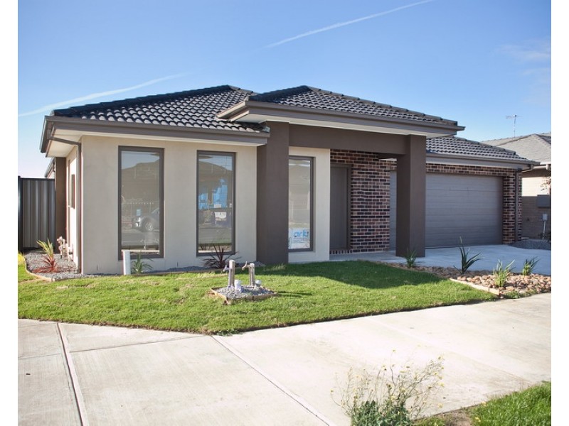 264 Newbury Blvd, Craigieburn VIC 3064