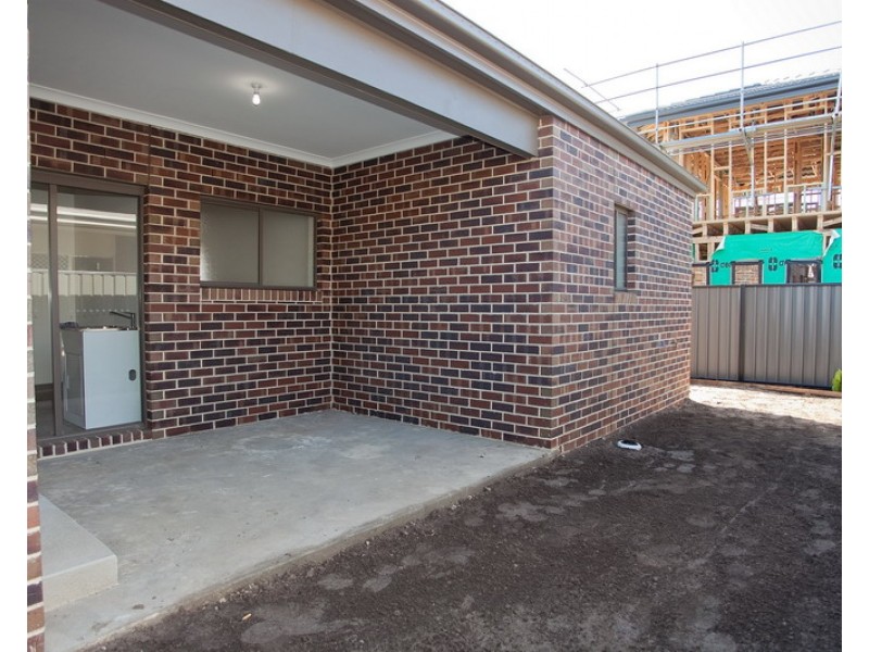 264 Newbury Blvd, Craigieburn VIC 3064