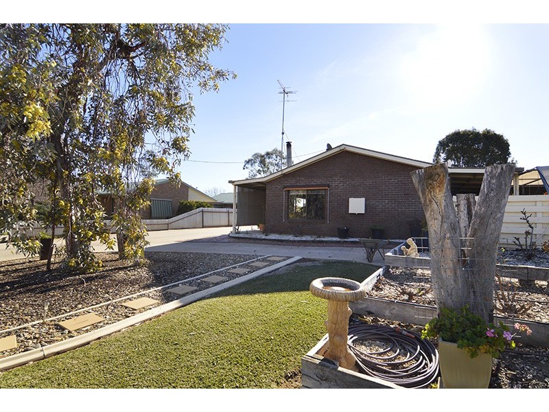 17 Ryder Crescent, Wentworth NSW 2648