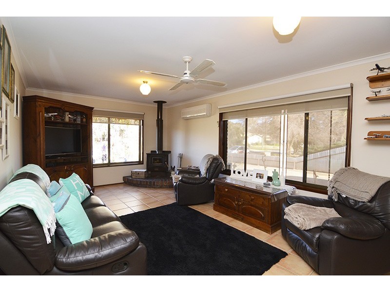 17 Ryder Crescent, Wentworth NSW 2648