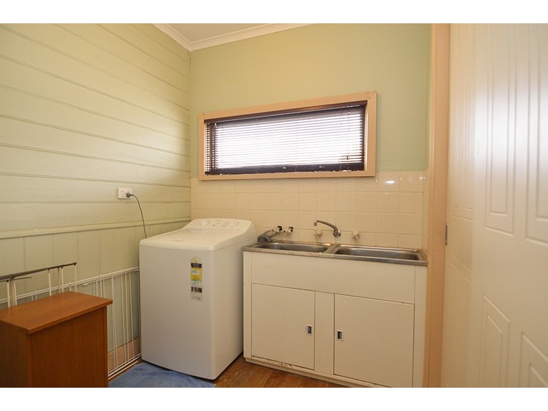 27 Thirteenth Street, Mildura VIC 3500