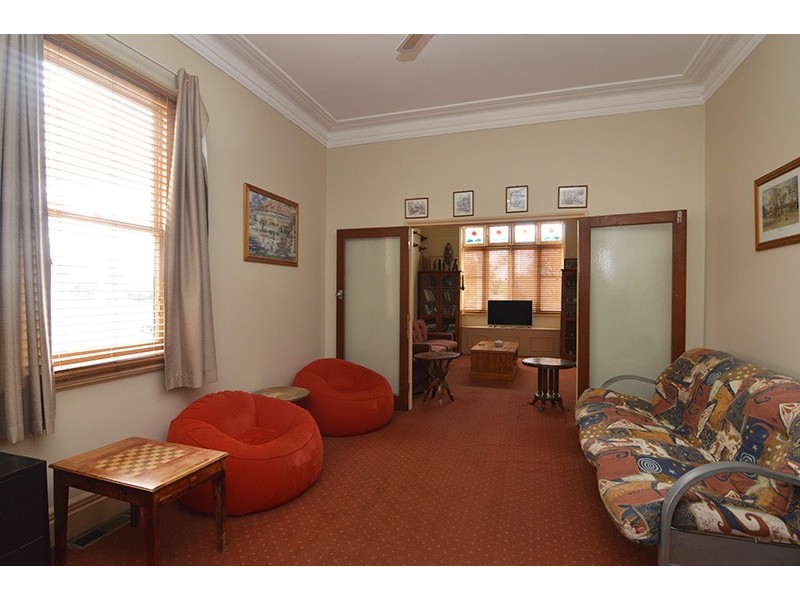 27 Thirteenth Street, Mildura VIC 3500