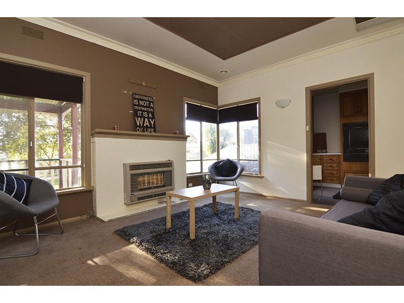 16 Jude Avenue, Mildura VIC 3500