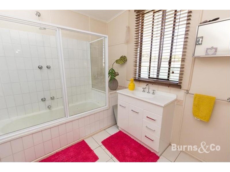 27 Hendy Road, Buronga NSW 2739