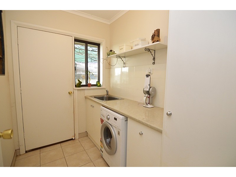 8 Karingal Court, Irymple VIC 3498