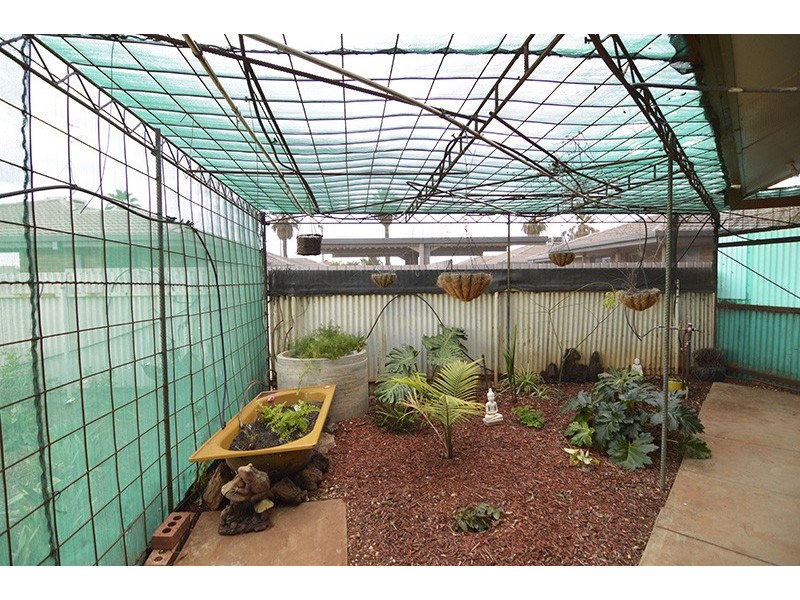 8 Karingal Court, Irymple VIC 3498