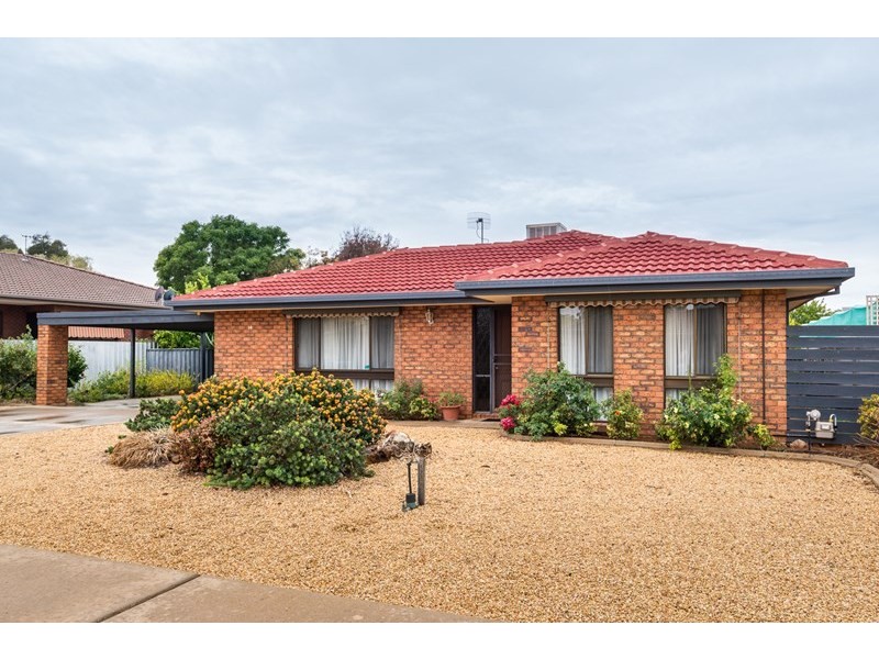 14 Semmens Crescent, Mildura VIC 3500