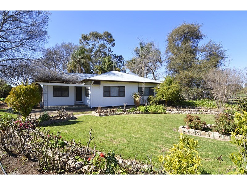 587a Paschendale Avenue, Merbein West VIC 3505