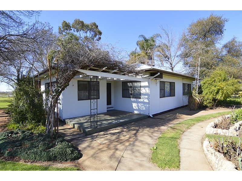 587a Paschendale Avenue, Merbein West VIC 3505