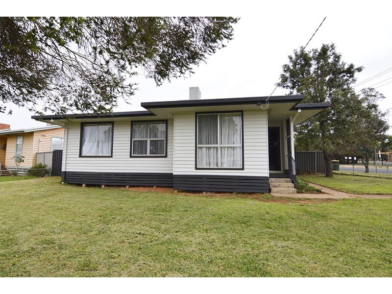 1 Murray Avenue, Red Cliffs VIC 3496