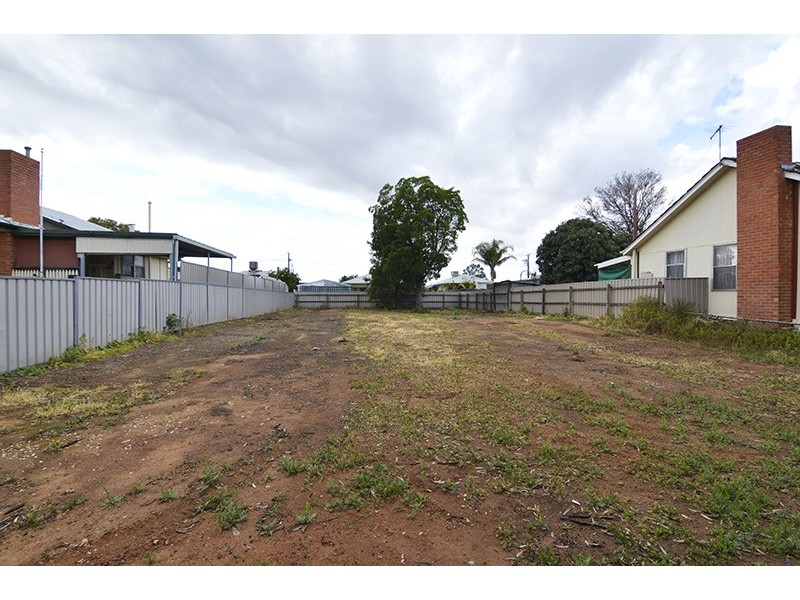 16 Brian Crescent, Mildura VIC 3500