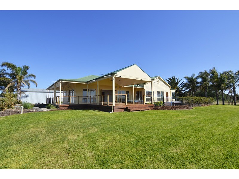 158 Seventeenth Street, Cabarita VIC 3505
