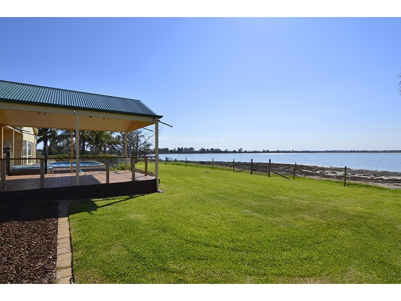 158 Seventeenth Street, Cabarita VIC 3505