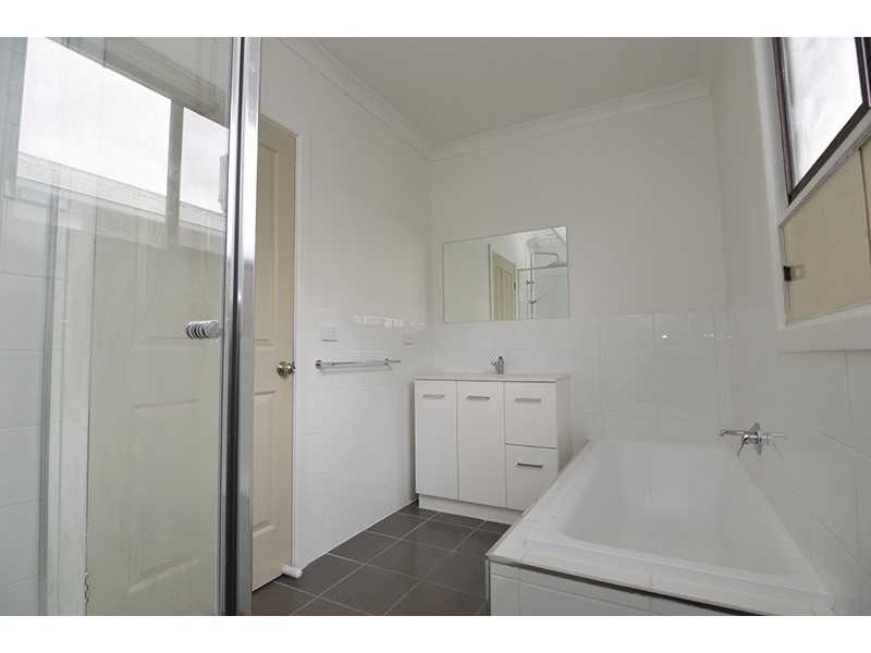 13 Floral Avenue, Mildura VIC 3500