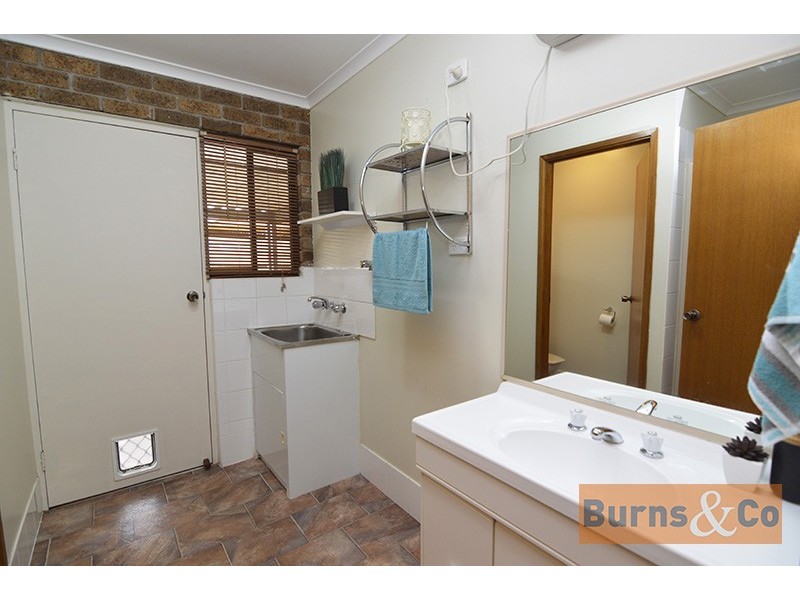 1/8 Riverview Drive, Dareton NSW 2717