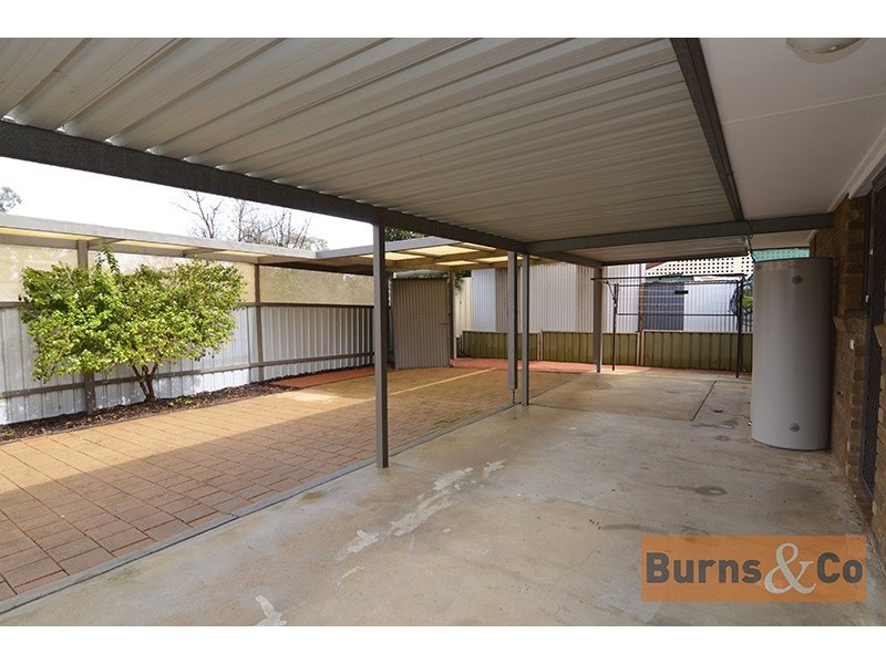 1/8 Riverview Drive, Dareton NSW 2717