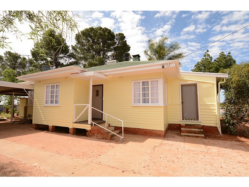 83 Tapio Street, Dareton NSW 2717