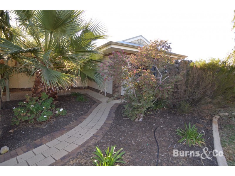 9 Ribarits Court, Mildura VIC 3500