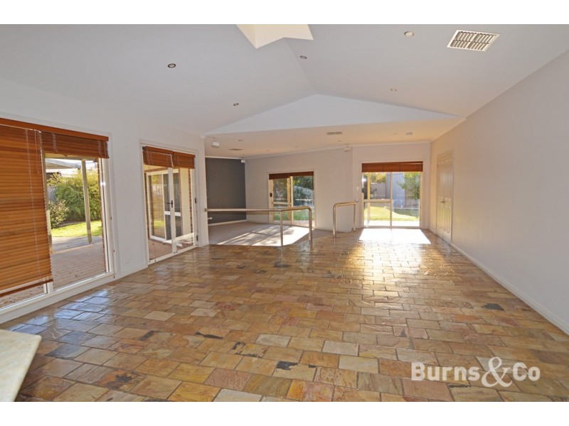 9 Ribarits Court, Mildura VIC 3500