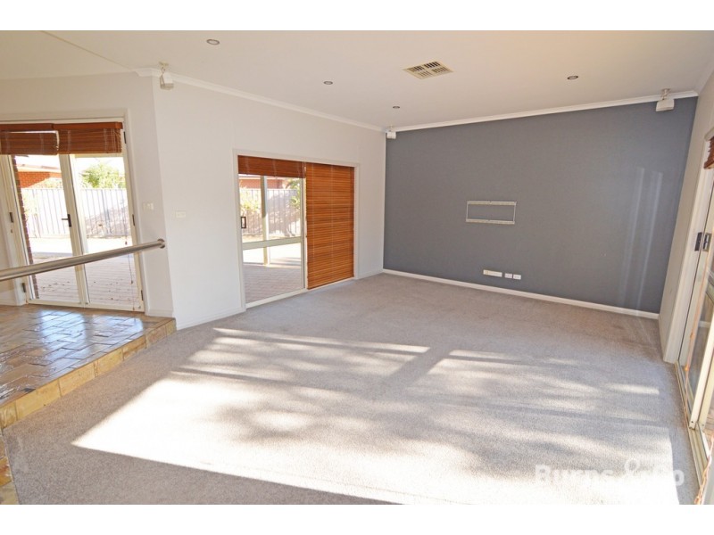 9 Ribarits Court, Mildura VIC 3500